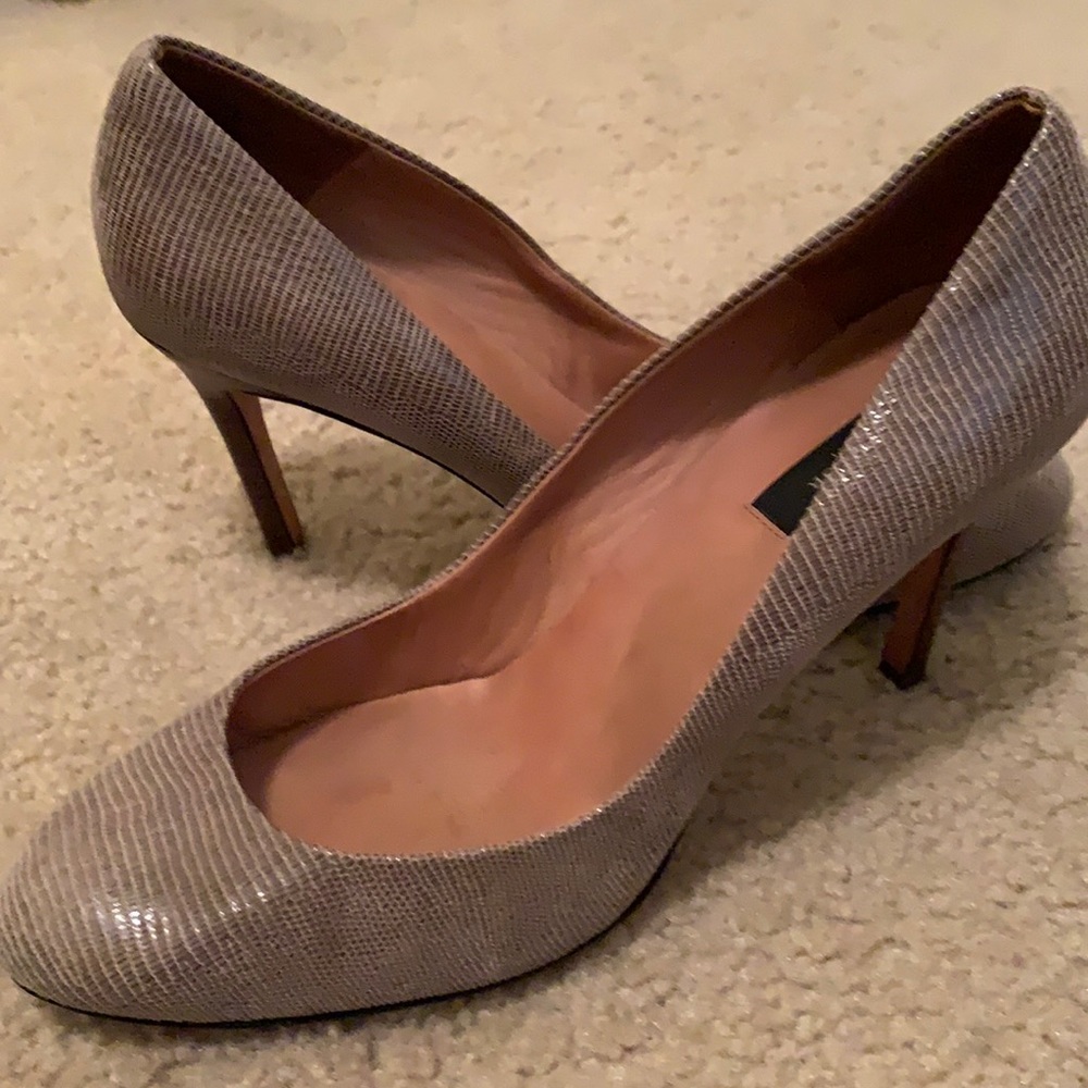 Ann Taylor snakeskin and leather pumps